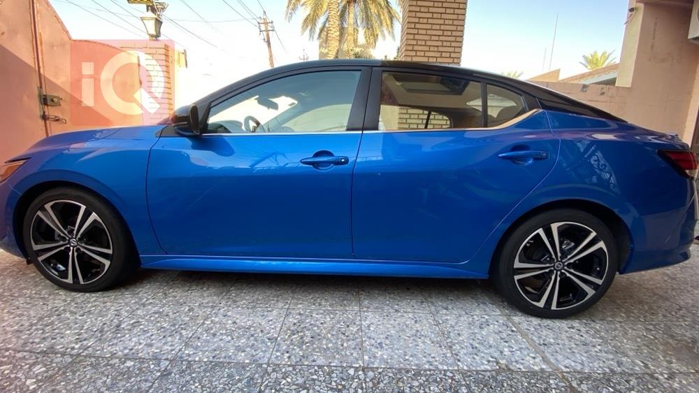 نیسان سێنترا